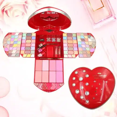 Multi-Layer Heart Shape Makeup Kit